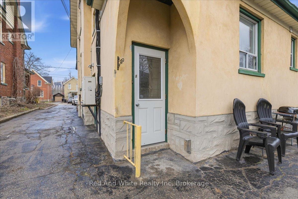 31 Bingeman Street, Kitchener, Ontario  N2H 2R7 - Photo 18 - X12986430