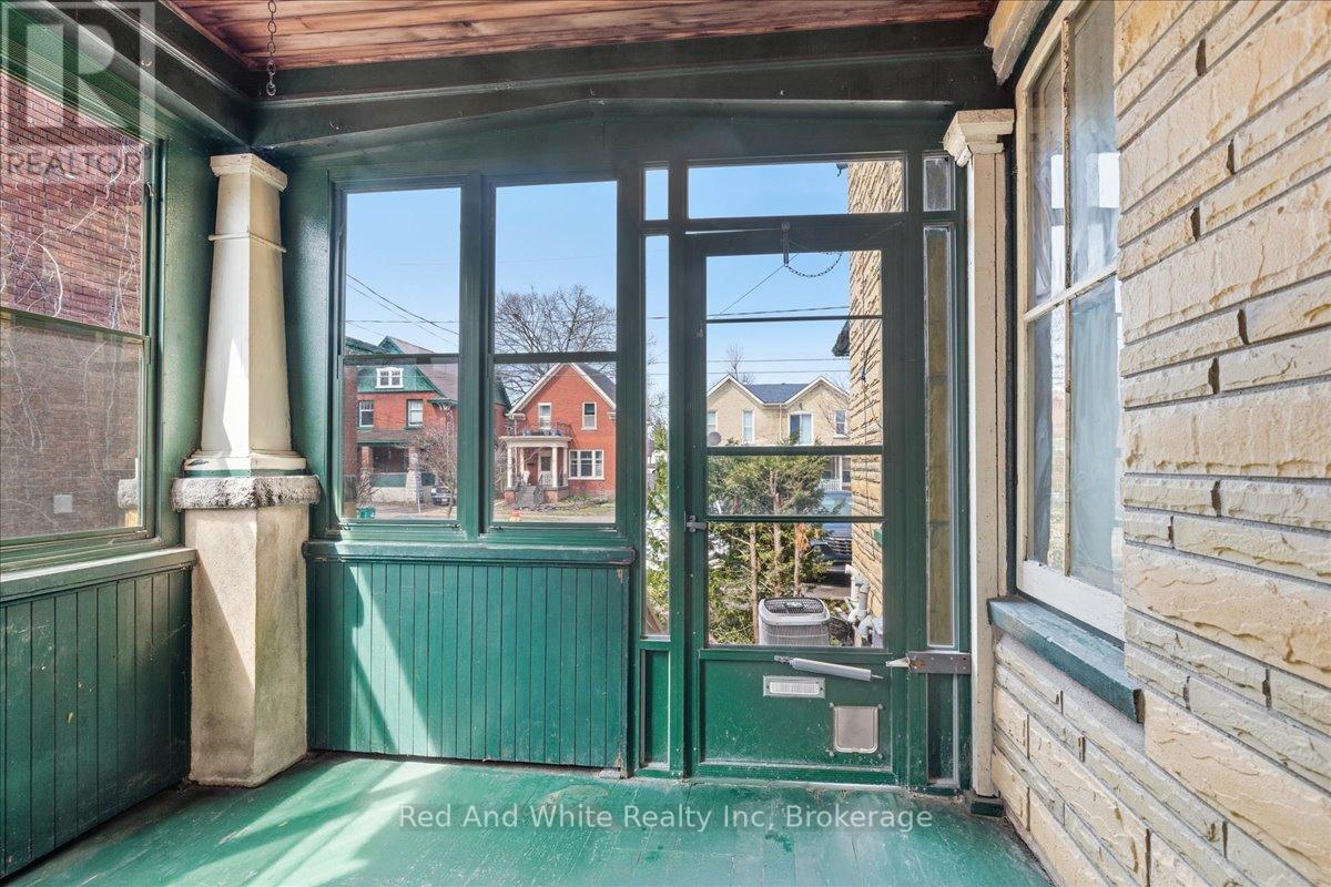 31 Bingeman Street, Kitchener, Ontario  N2H 2R7 - Photo 25 - X12986430