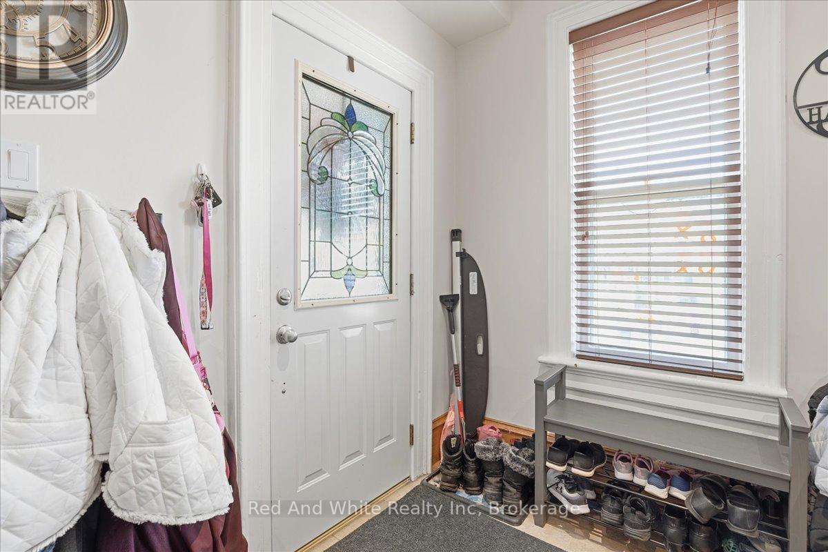 31 Bingeman Street, Kitchener, Ontario  N2H 2R7 - Photo 33 - X12986430