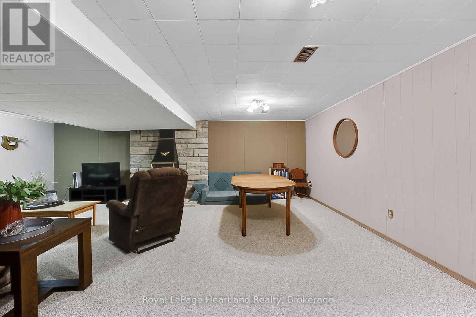 137 Oxford Street, Goderich, Ontario  N7A 1E6 - Photo 21 - X12986448