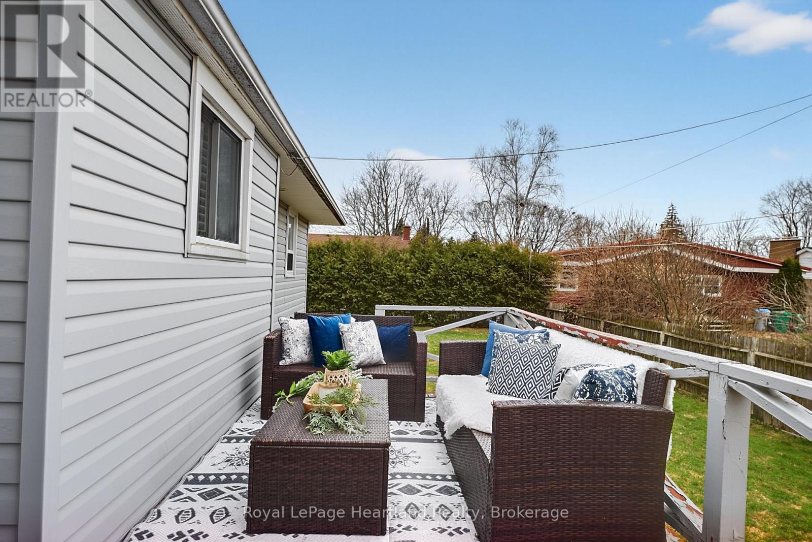 137 Oxford Street, Goderich, Ontario  N7A 1E6 - Photo 27 - X12986448