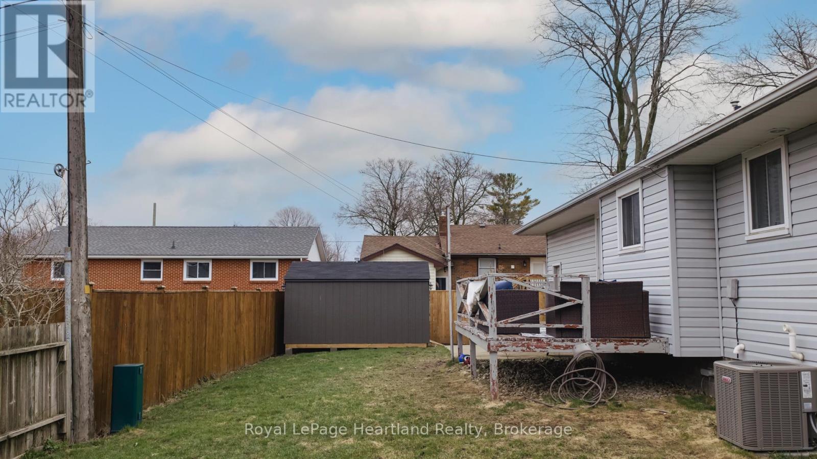 137 Oxford Street, Goderich, Ontario  N7A 1E6 - Photo 31 - X12986448