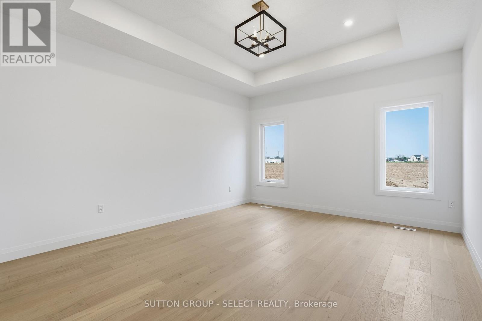 45 Hardy Drive, Strathroy-Caradoc, Ontario  N7G 0G2 - Photo 22 - X12986402