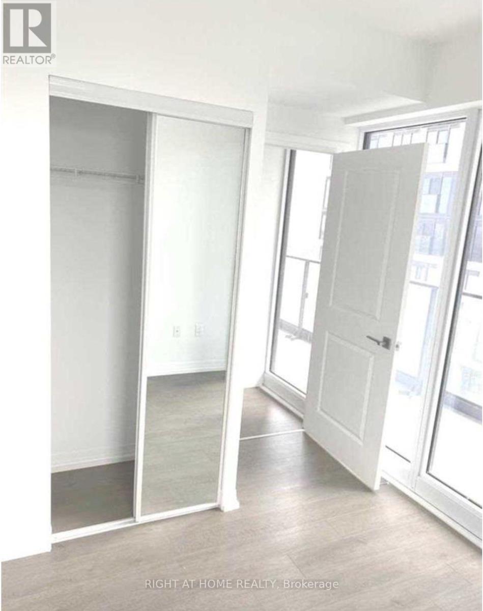 3805 - 251 Jarvis Street, Toronto, Ontario  M5B 0C3 - Photo 8 - C12986400