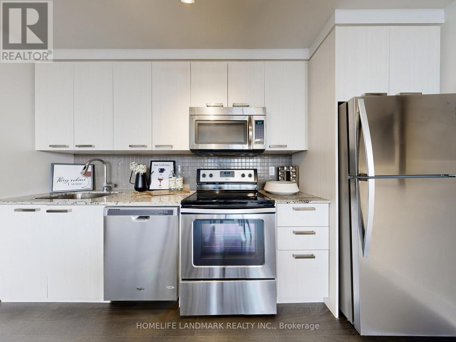 3004 - 88 Sheppard Avenue E, Toronto, Ontario  M2N 0G9 - Photo 14 - C12986432