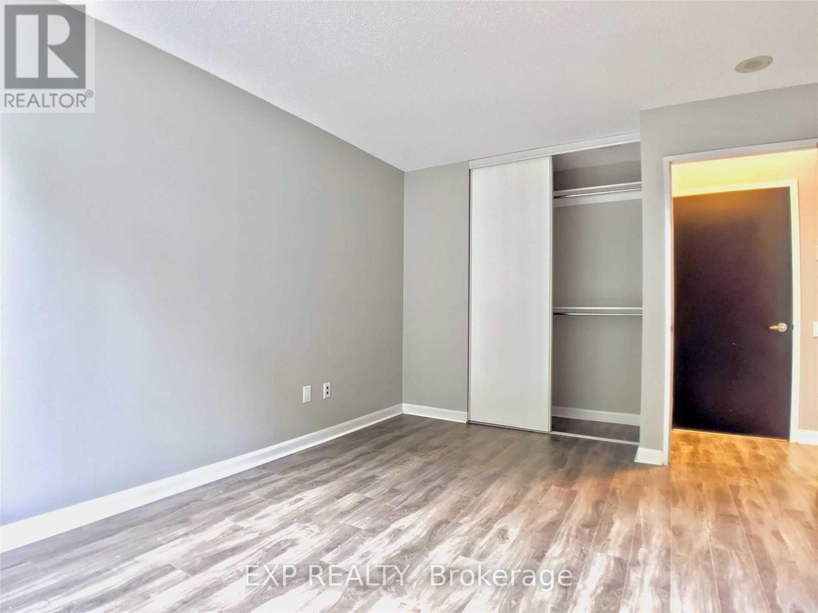 212 - 33 Sheppard Avenue E, Toronto, Ontario  M2N 7K1 - Photo 8 - C12986462