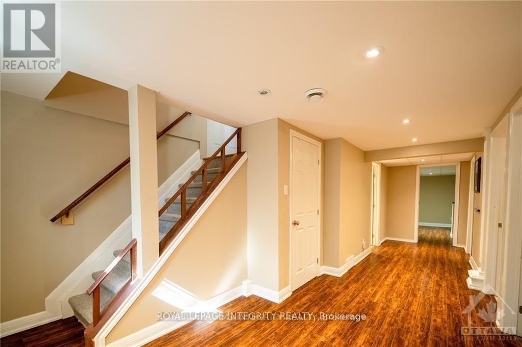 147 Oakridge Boulevard, Ottawa, Ontario  K2G 2V1 - Photo 20 - X12986416