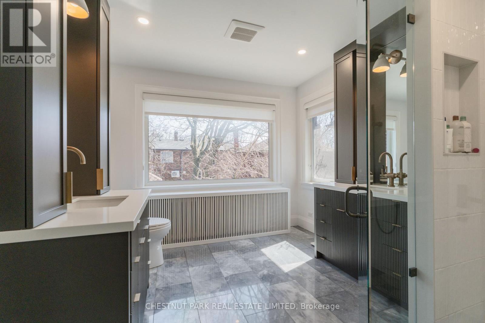 19 Heather Road, Toronto, Ontario  M4G 3G2 - Photo 23 - C12985730