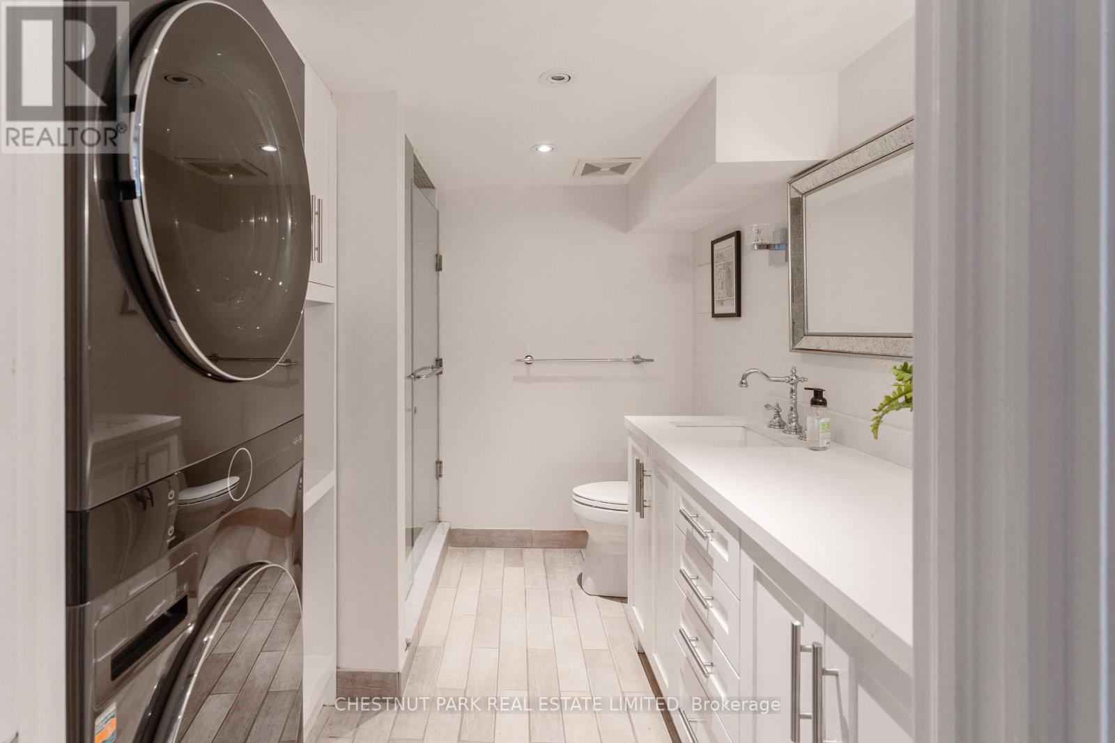 19 Heather Road, Toronto, Ontario  M4G 3G2 - Photo 39 - C12985730