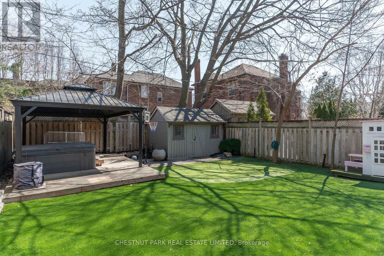 19 Heather Road, Toronto, Ontario  M4G 3G2 - Photo 41 - C12985730