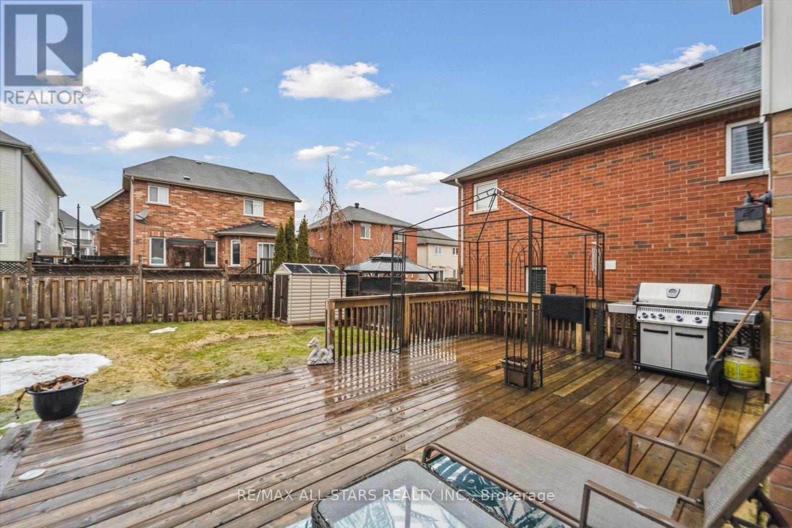 62 Reddenhurst Crescent, Georgina, Ontario  L4P 4G2 - Photo 40 - N12877386