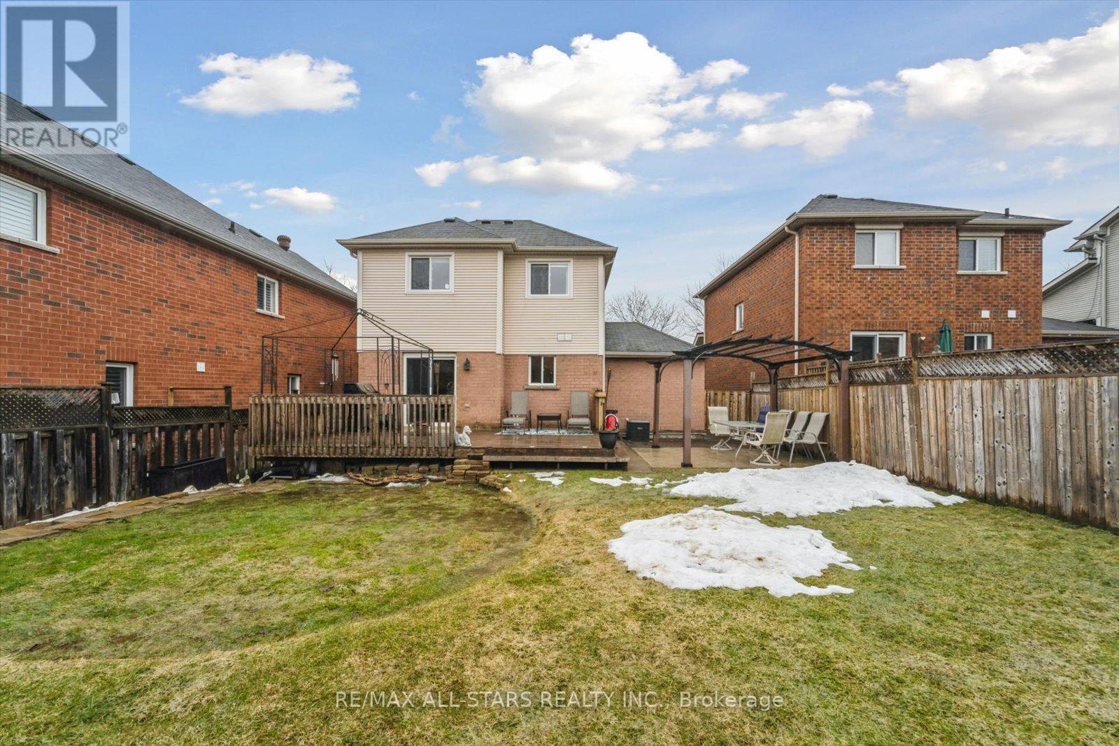 62 Reddenhurst Crescent, Georgina, Ontario  L4P 4G2 - Photo 43 - N12877386