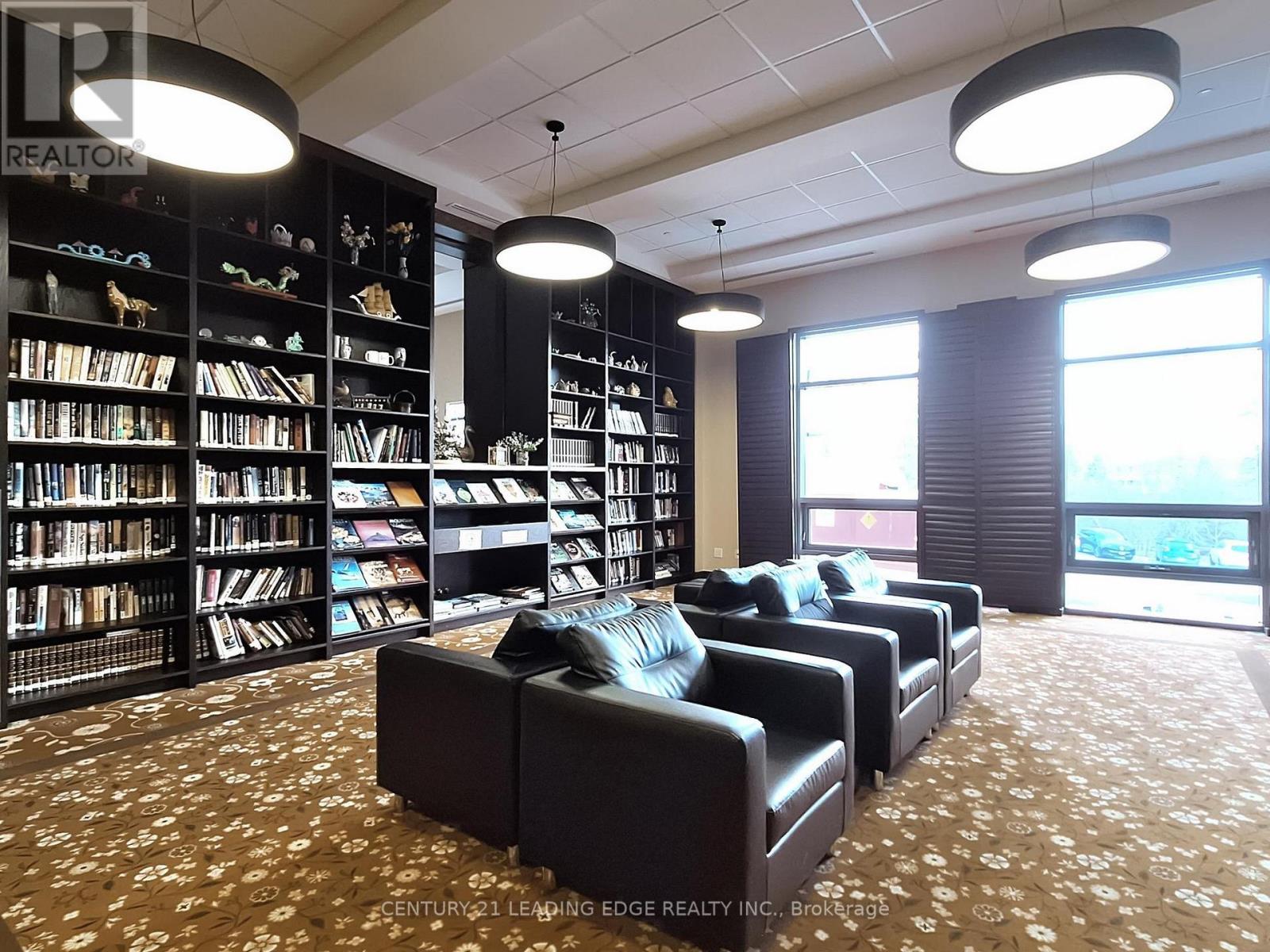 1020 - 11211 Yonge Street, Richmond Hill, Ontario  L4S 0E9 - Photo 33 - N12986458