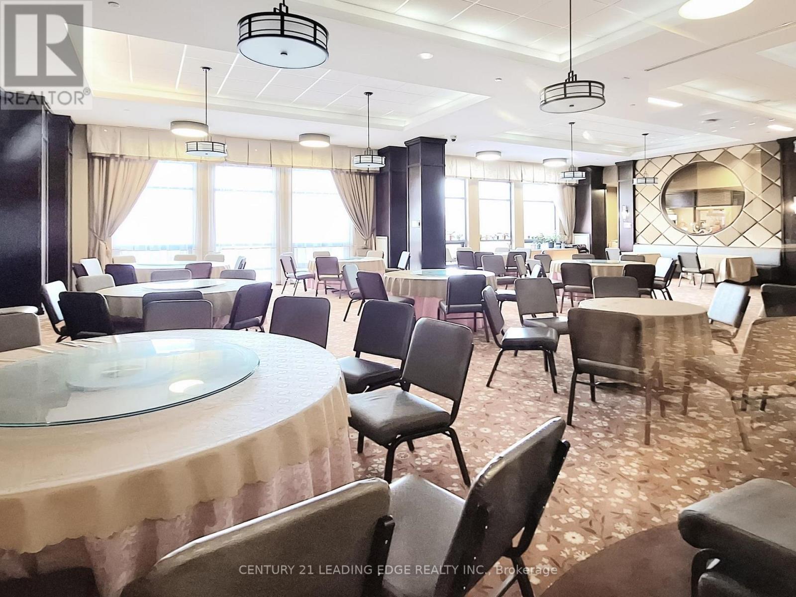 1020 - 11211 Yonge Street, Richmond Hill, Ontario  L4S 0E9 - Photo 43 - N12986458