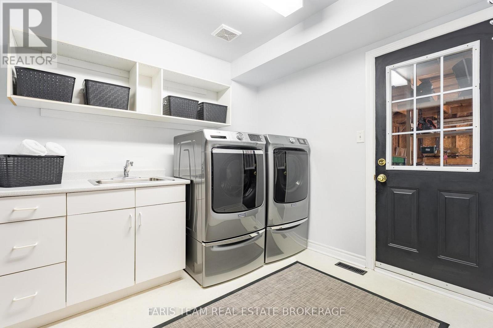 11 Berry Court, Barrie, Ontario  L4N 0J6 - Photo 21 - S12986420