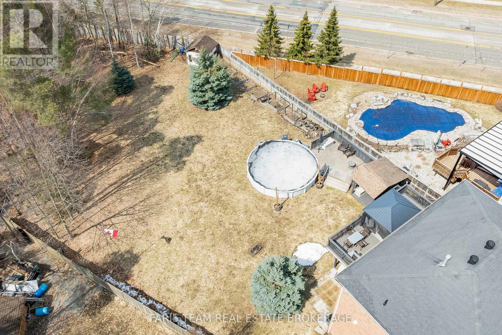 11 Berry Court, Barrie, Ontario  L4N 0J6 - Photo 45 - S12986420