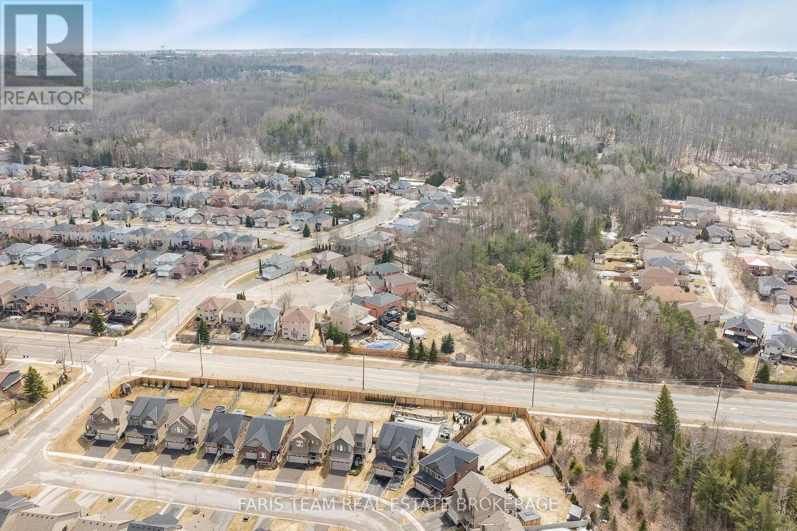 11 Berry Court, Barrie, Ontario  L4N 0J6 - Photo 49 - S12986420