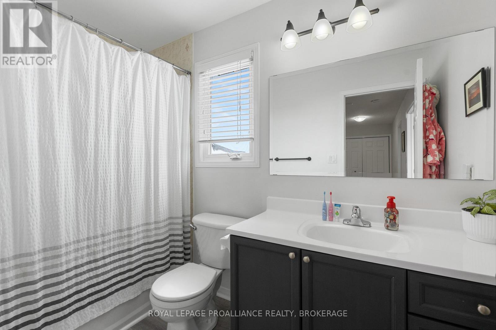 975 Bluffwood Avenue, Kingston, Ontario  K7K 7K5 - Photo 33 - X12978272