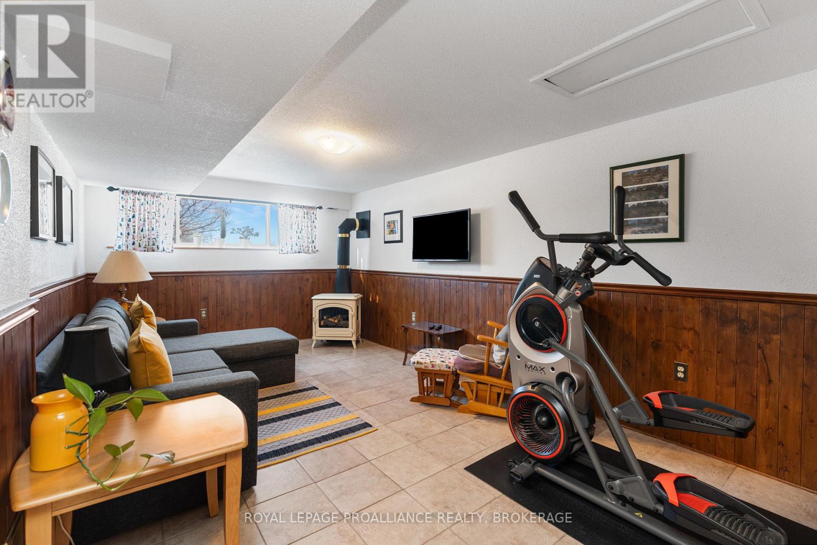 812 Hillside Drive, Kingston, Ontario  K7M 5Y8 - Photo 30 - X12984468