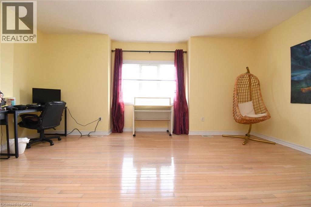 142 Hawkswood Trail, Hamilton, Ontario  L9B 2R5 - Photo 23 - 40812731