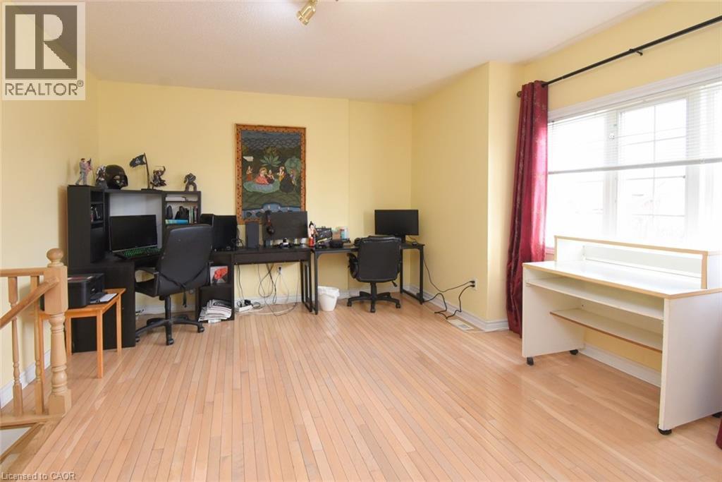 142 Hawkswood Trail, Hamilton, Ontario  L9B 2R5 - Photo 24 - 40812731