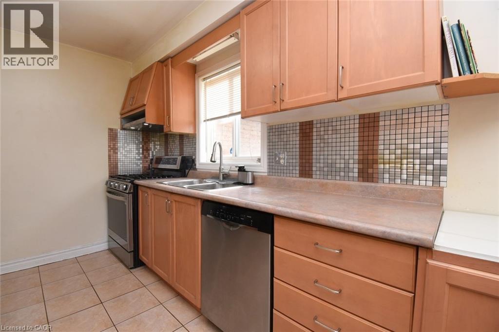 142 Hawkswood Trail, Hamilton, Ontario  L9B 2R5 - Photo 20 - 40812731