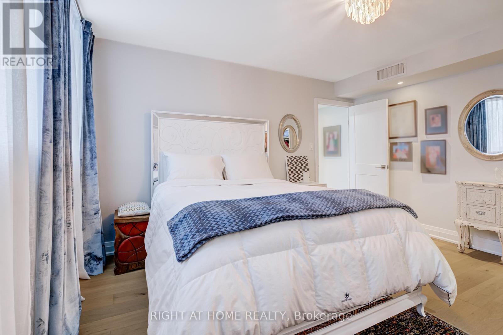 606 - 1333 Bloor Street, Mississauga, Ontario  L4Y 3T6 - Photo 28 - W12986398