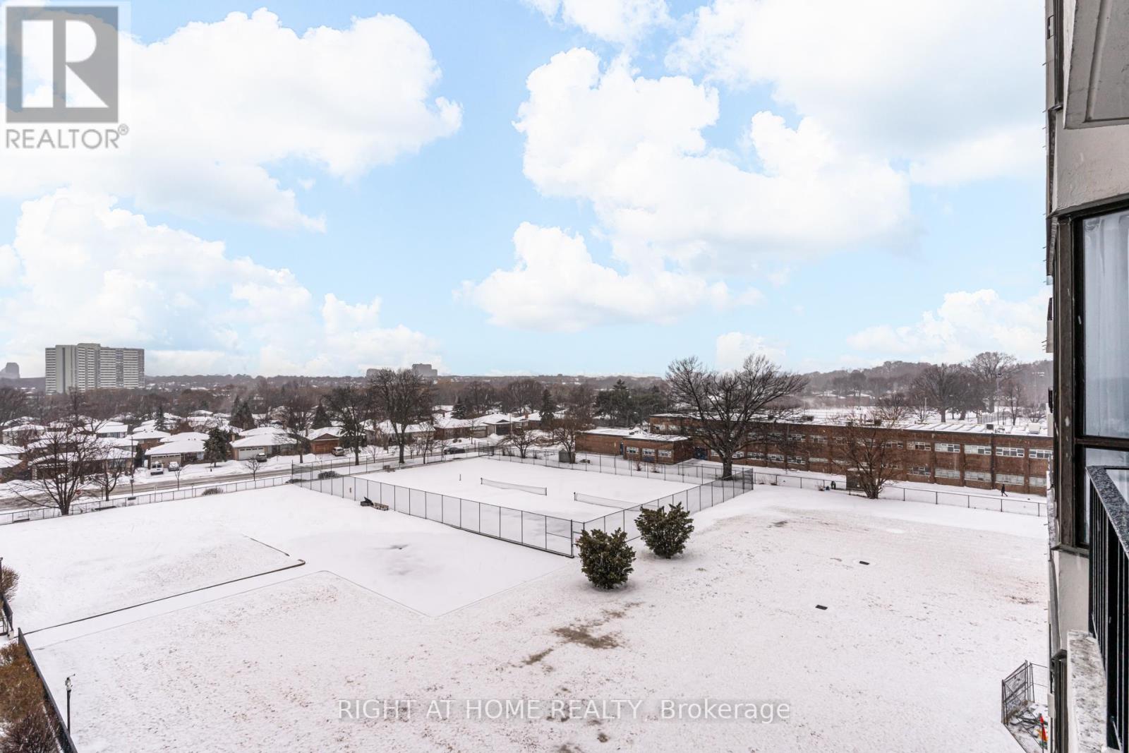 606 - 1333 Bloor Street, Mississauga, Ontario  L4Y 3T6 - Photo 33 - W12986398