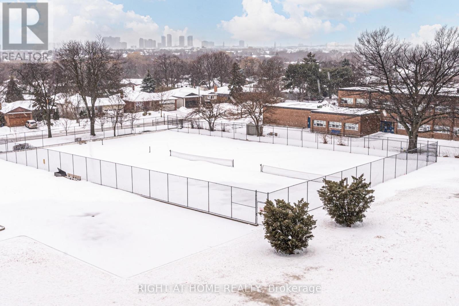 606 - 1333 Bloor Street, Mississauga, Ontario  L4Y 3T6 - Photo 34 - W12986398