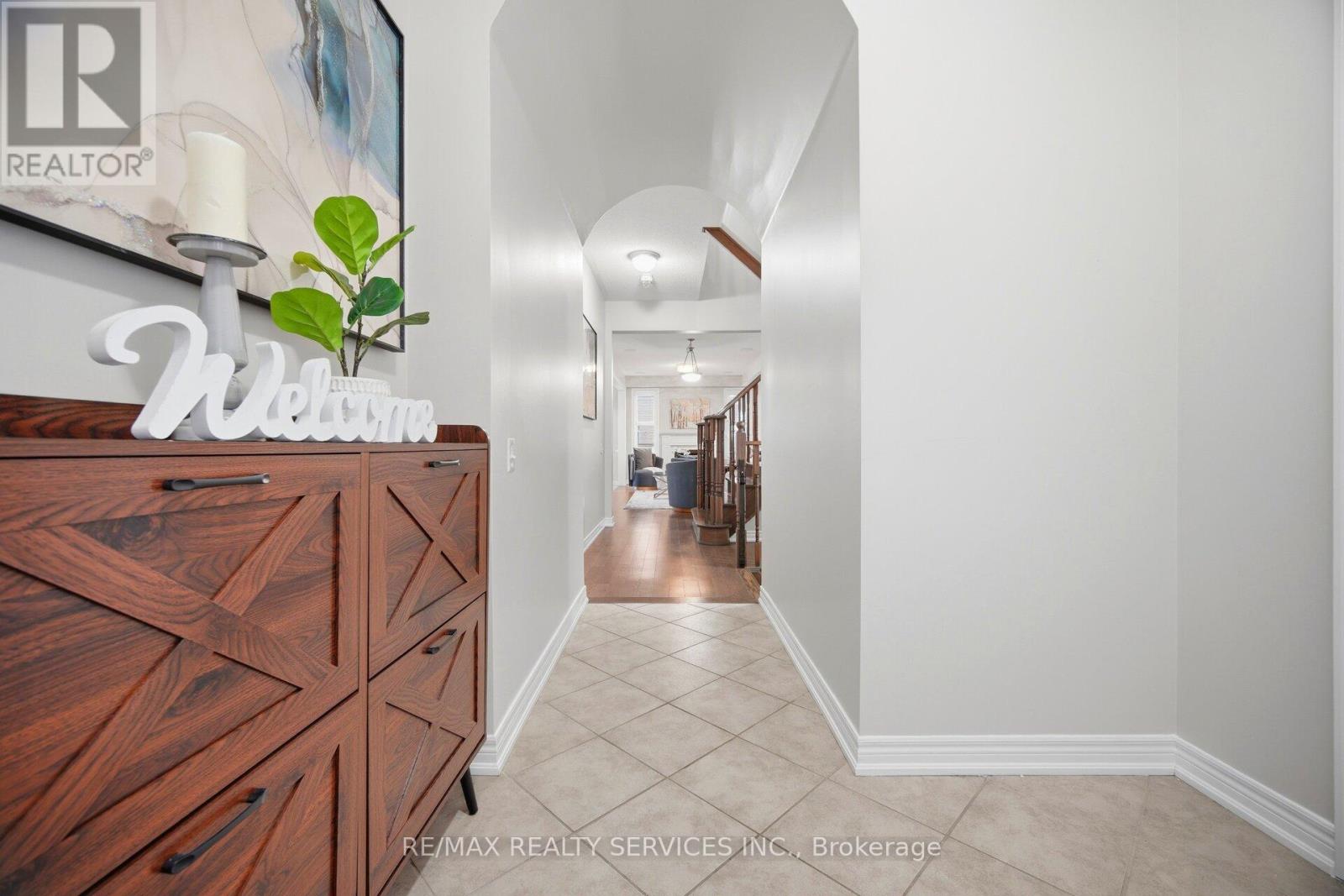 9 Maple Trail Road, Caledon, Ontario  L7C 3Z3 - Photo 9 - W12986406