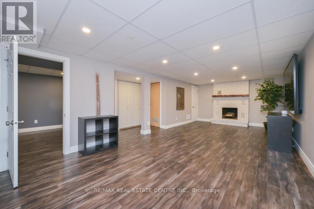 14 Borden Hill Court, Brampton, Ontario  L6S 3K7 - Photo 23 - W12986418