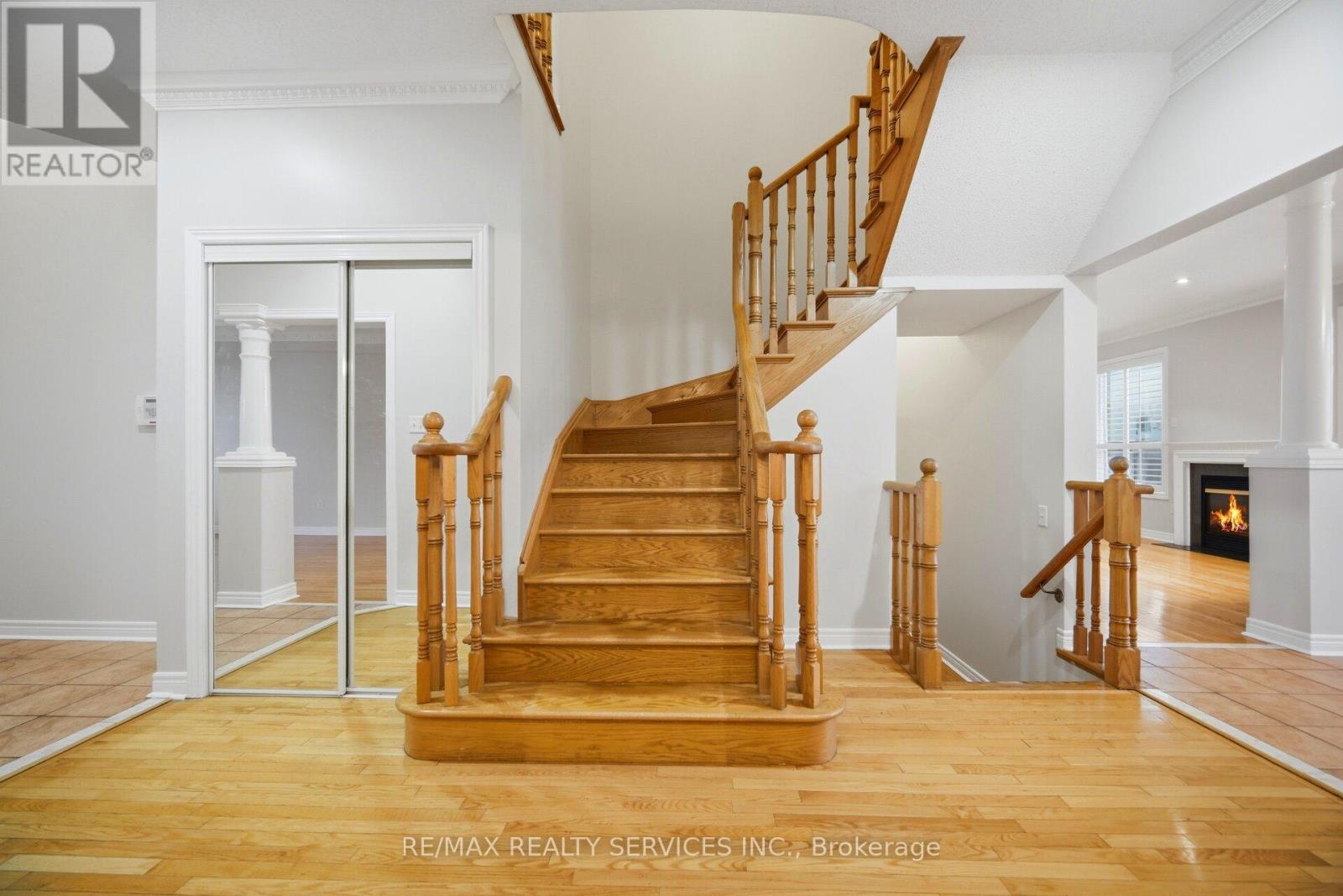 17 Donherb Crescent, Caledon, Ontario  L7C 1E3 - Photo 23 - W12986426