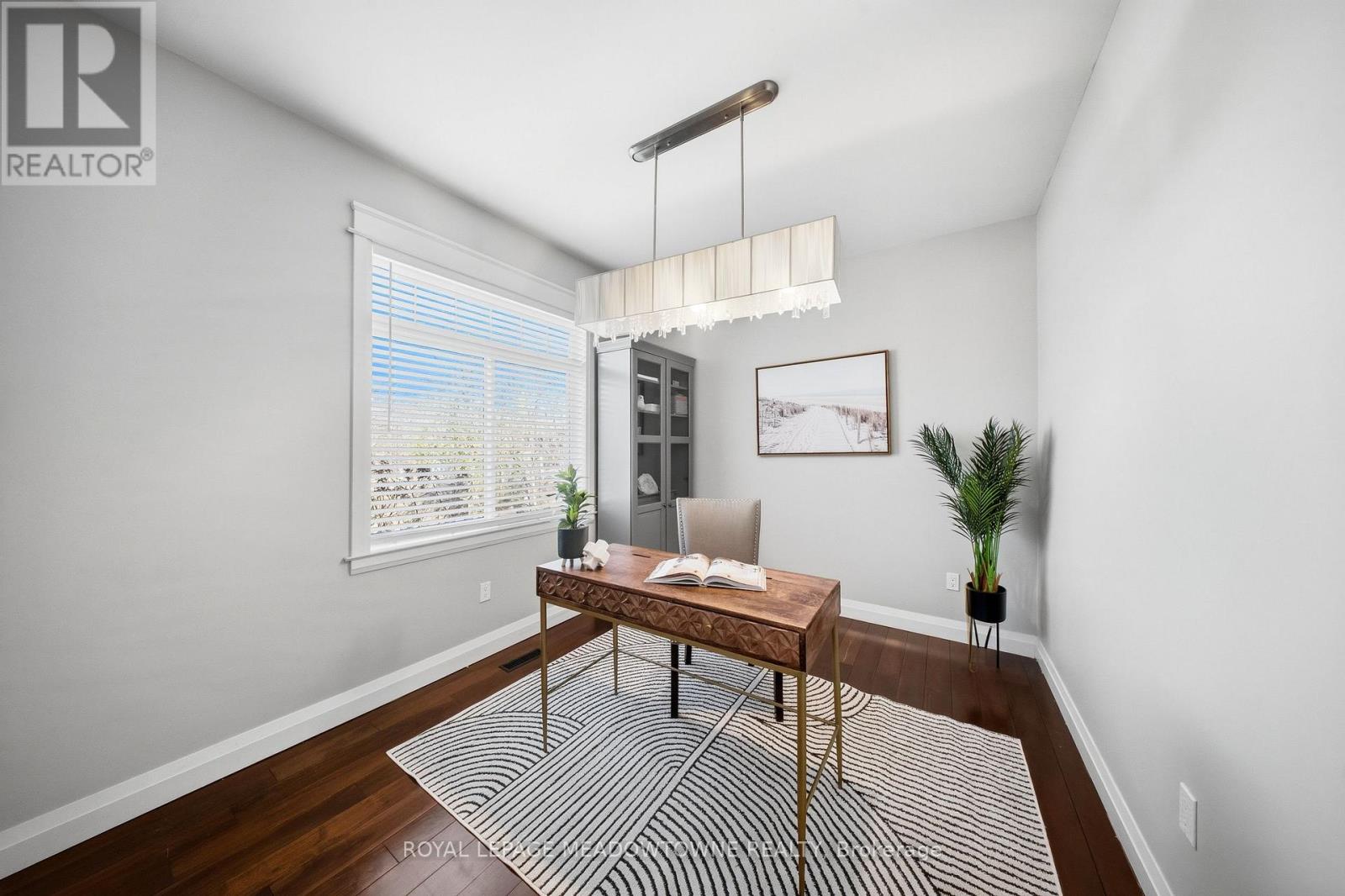 254 Main Street S, Halton Hills, Ontario  L7G 4S5 - Photo 24 - W12986436