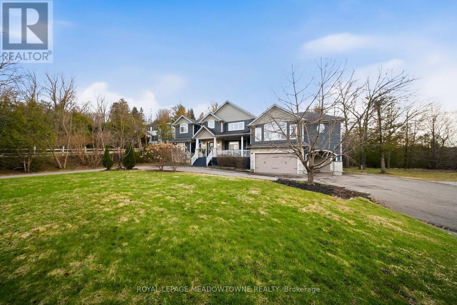 254 Main Street S, Halton Hills, Ontario  L7G 4S5 - Photo 4 - W12986436