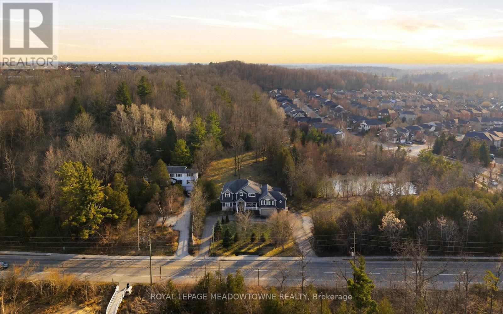 254 Main Street S, Halton Hills, Ontario  L7G 4S5 - Photo 48 - W12986436