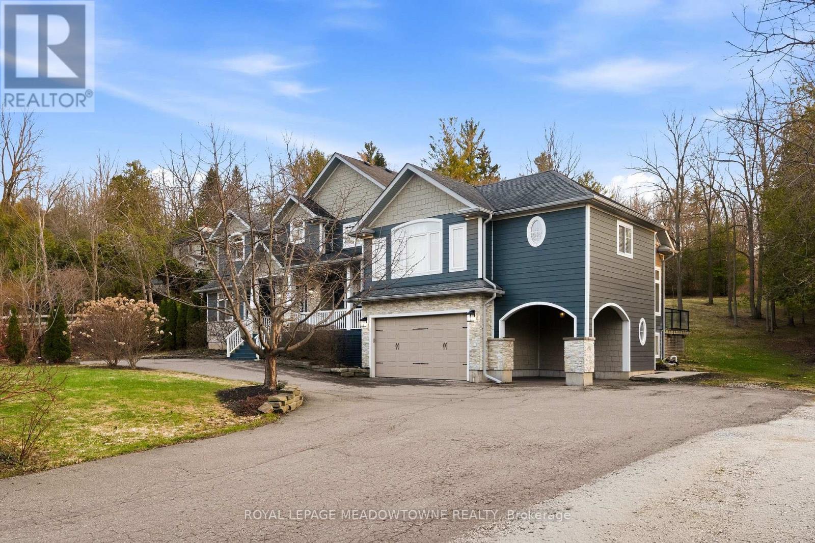 254 Main Street S, Halton Hills, Ontario  L7G 4S5 - Photo 6 - W12986436