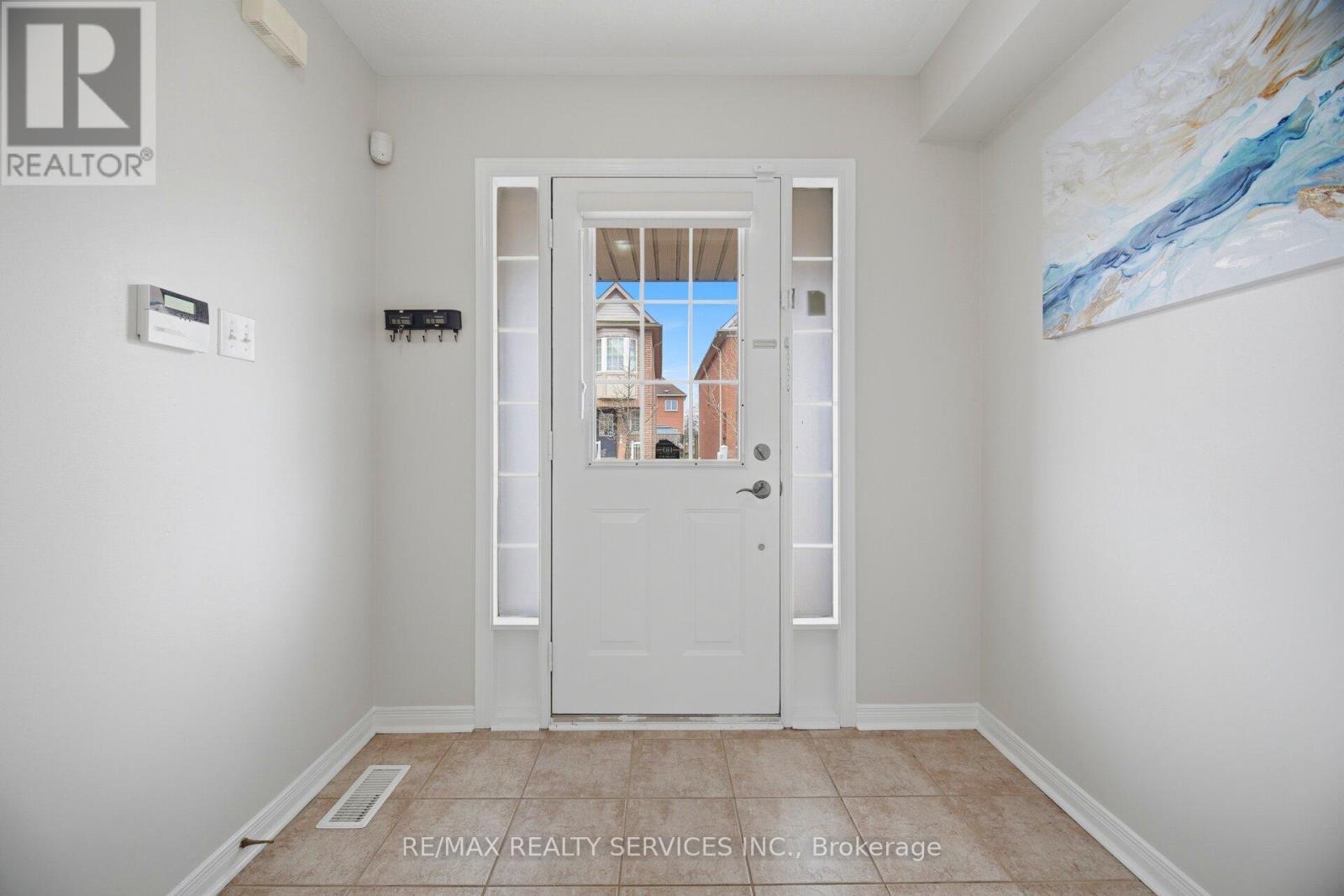 179 - 525 Novo Star Drive, Mississauga, Ontario  L5W 1Y1 - Photo 8 - W12986452