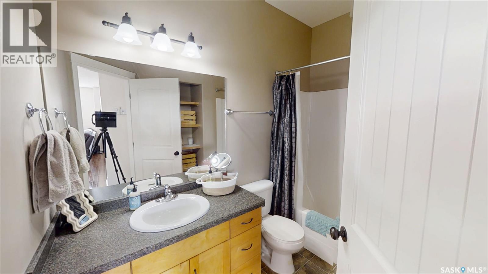 1 104 Hiebert Crescent, Martensville, Saskatchewan  S0K 2T2 - Photo 9 - SK032619