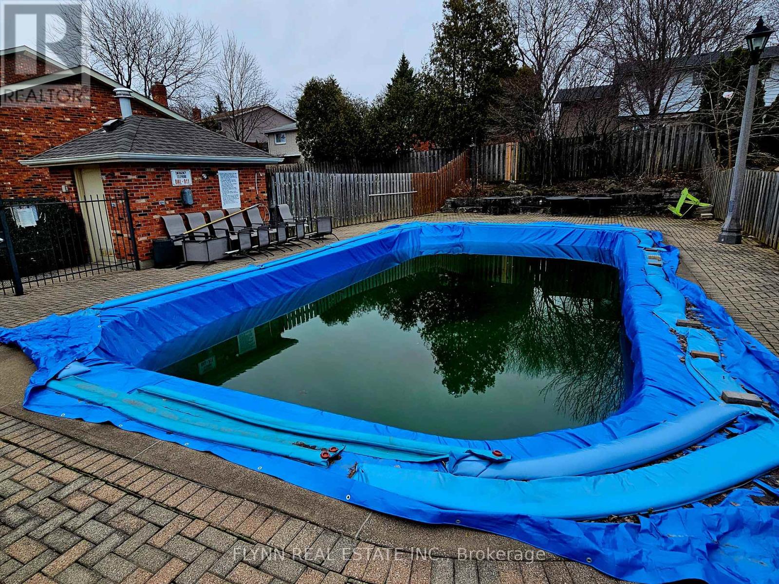 13 - 2720 Mewburn Road, Niagara Falls, Ontario  L2J 4J5 - Photo 2 - X12986412