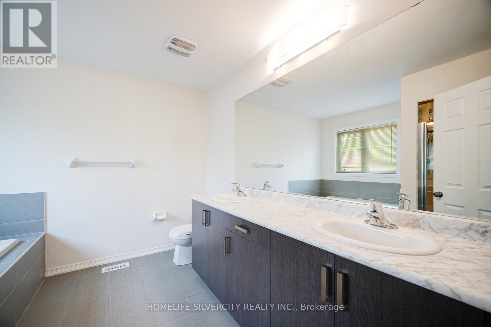 55 Longboat Run W, Brantford, Ontario  N3T 0P5 - Photo 19 - X12986464