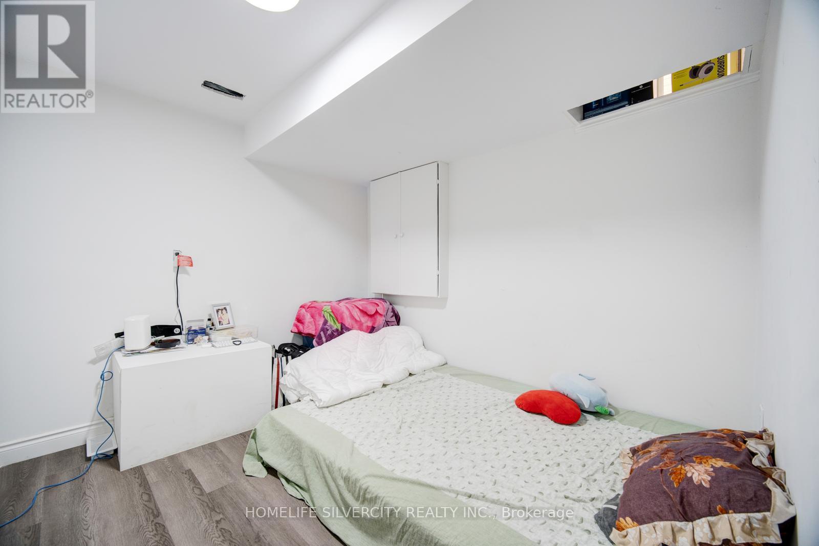 55 Longboat Run W, Brantford, Ontario  N3T 0P5 - Photo 38 - X12986464