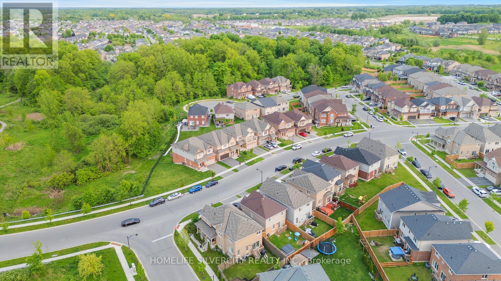 55 Longboat Run W, Brantford, Ontario  N3T 0P5 - Photo 6 - X12986464