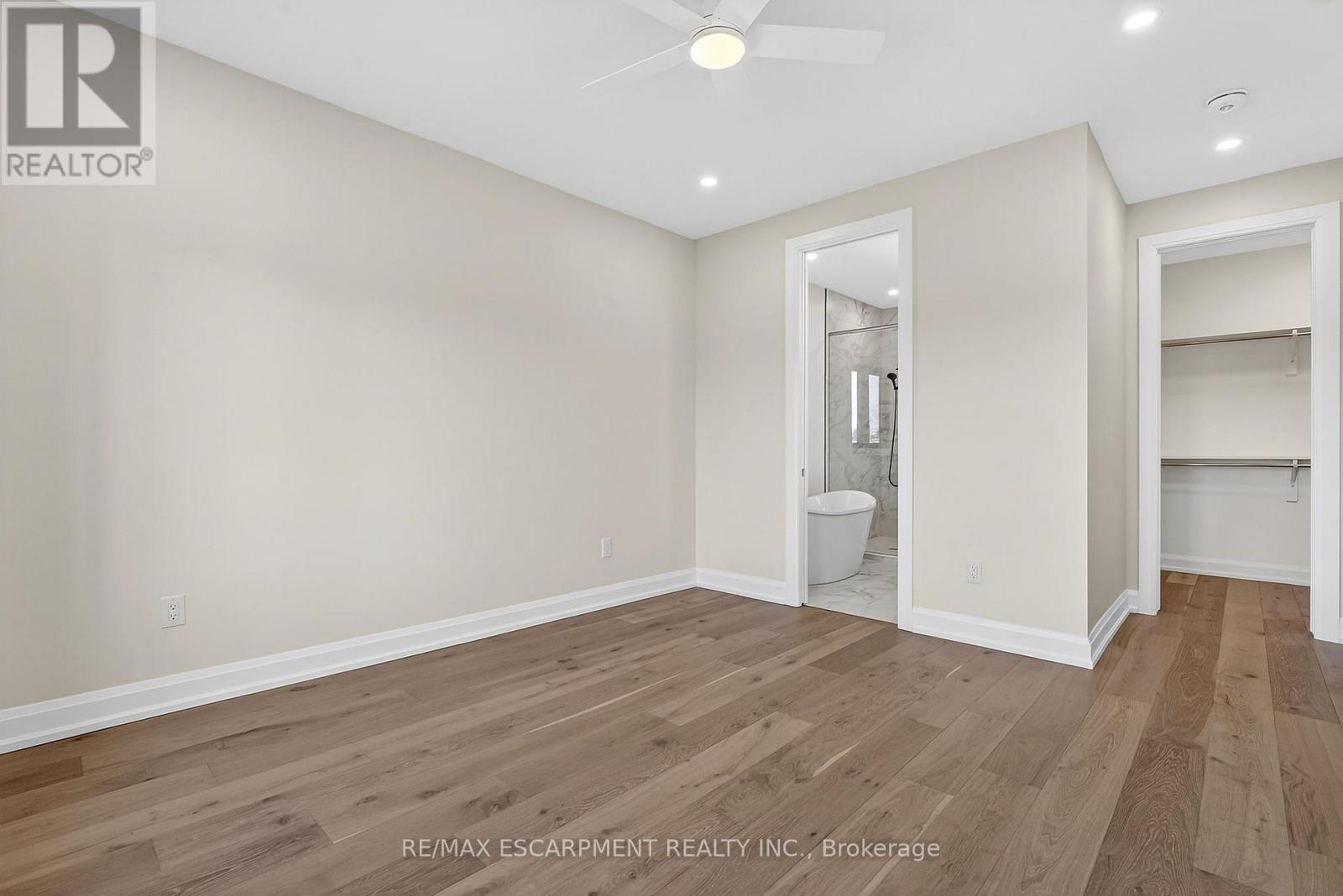 6192 Curlin Crescent, Niagara Falls, Ontario  L2H 3W8 - Photo 28 - X12985274