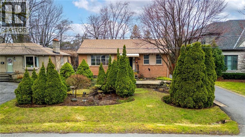 1051 Melvin Avenue, Oakville, Ontario  L6J 2V8 - Photo 3 - 40819726