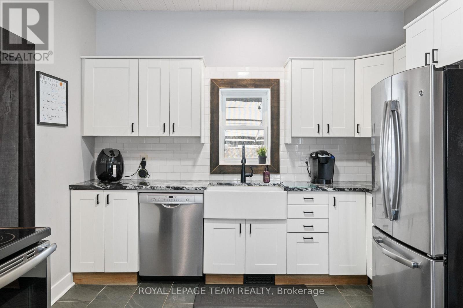 5529 Lion Street, Ottawa, Ontario  K0A 2W0 - Photo 22 - X12974798