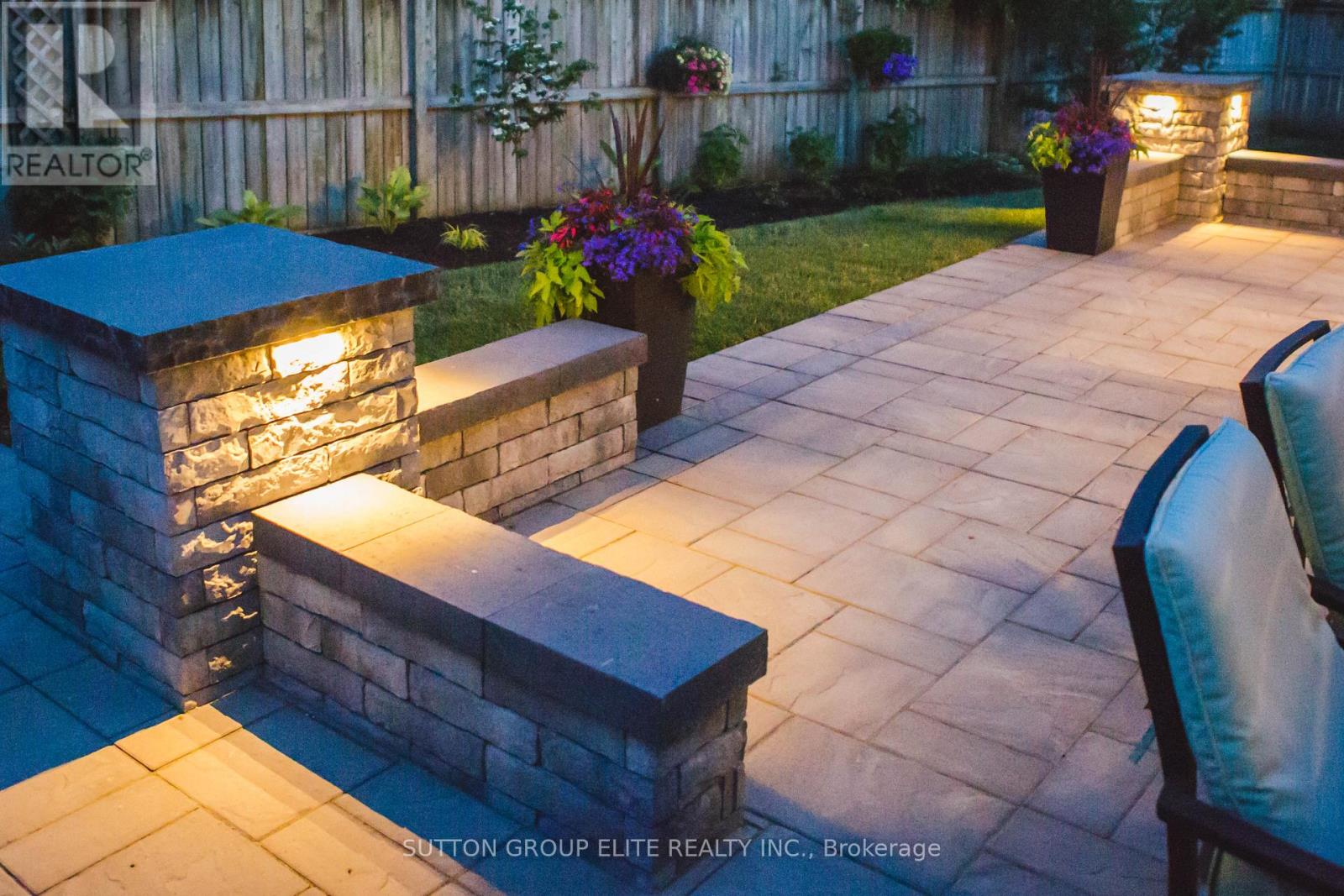 2768 Peacock Drive, Mississauga, Ontario  L5M 5R5 - Photo 41 - W12981186