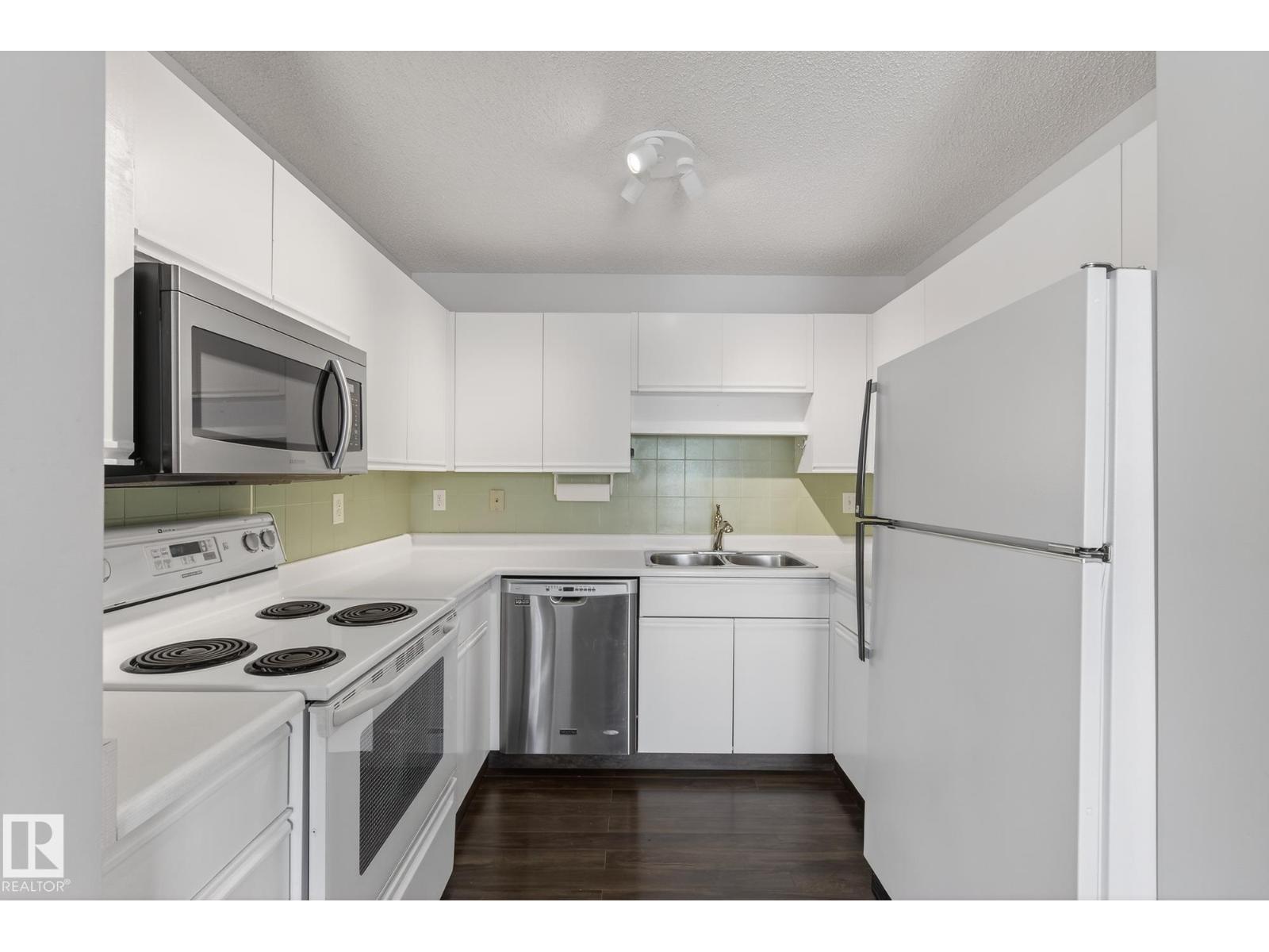 #301 9138 83 Av NW, Edmonton, Alberta  T6C 1B7 - Photo 10 - E4481421