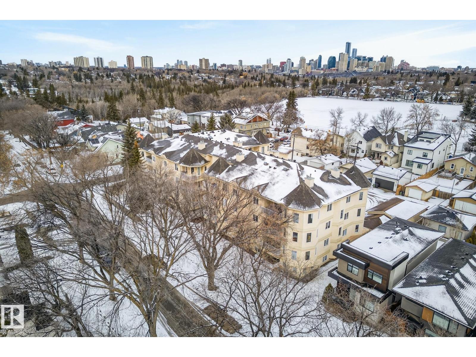 #301 9138 83 Av NW, Edmonton, Alberta  T6C 1B7 - Photo 2 - E4481421