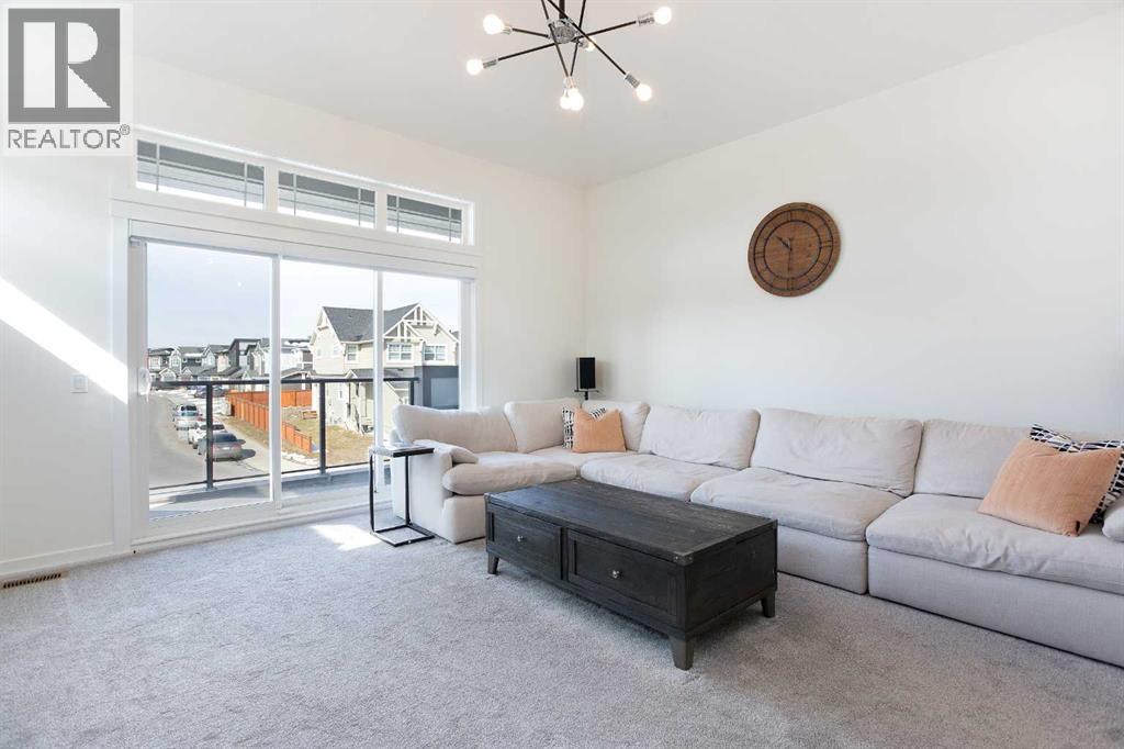 152 Cranbrook Gardens SE, Calgary, Alberta  T3M 3K6 - Photo 10 - A2297872