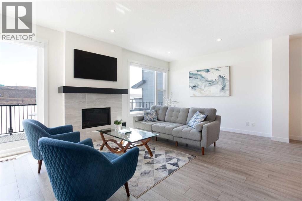 152 Cranbrook Gardens SE, Calgary, Alberta  T3M 3K6 - Photo 8 - A2297872